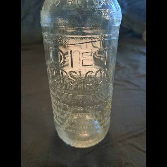 Vintage Diet Pepsi-Cola/Pepsi Bottle - Picture 2 of 6